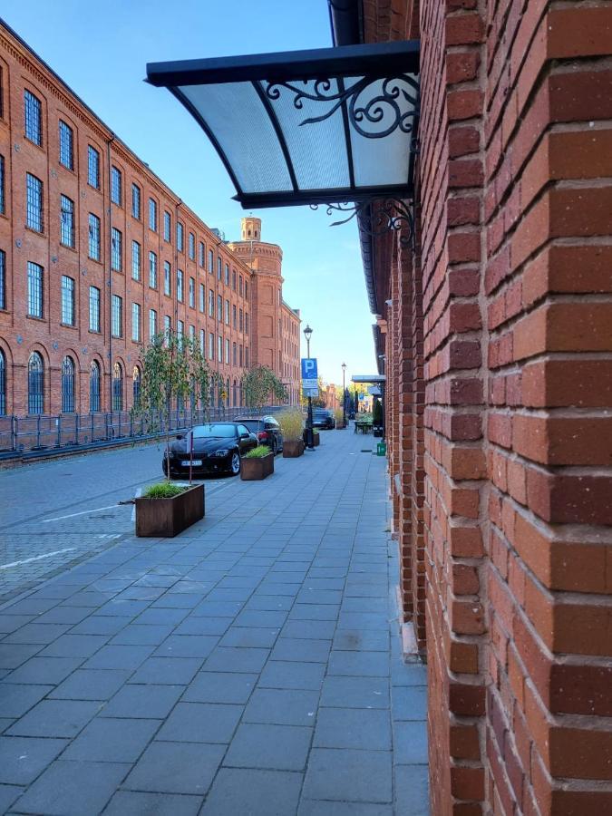 Gold Apartament Przy Ksiezym Mlynie - Garaz - Dostep Na Kod - Fv Łódź Exteriör bild
